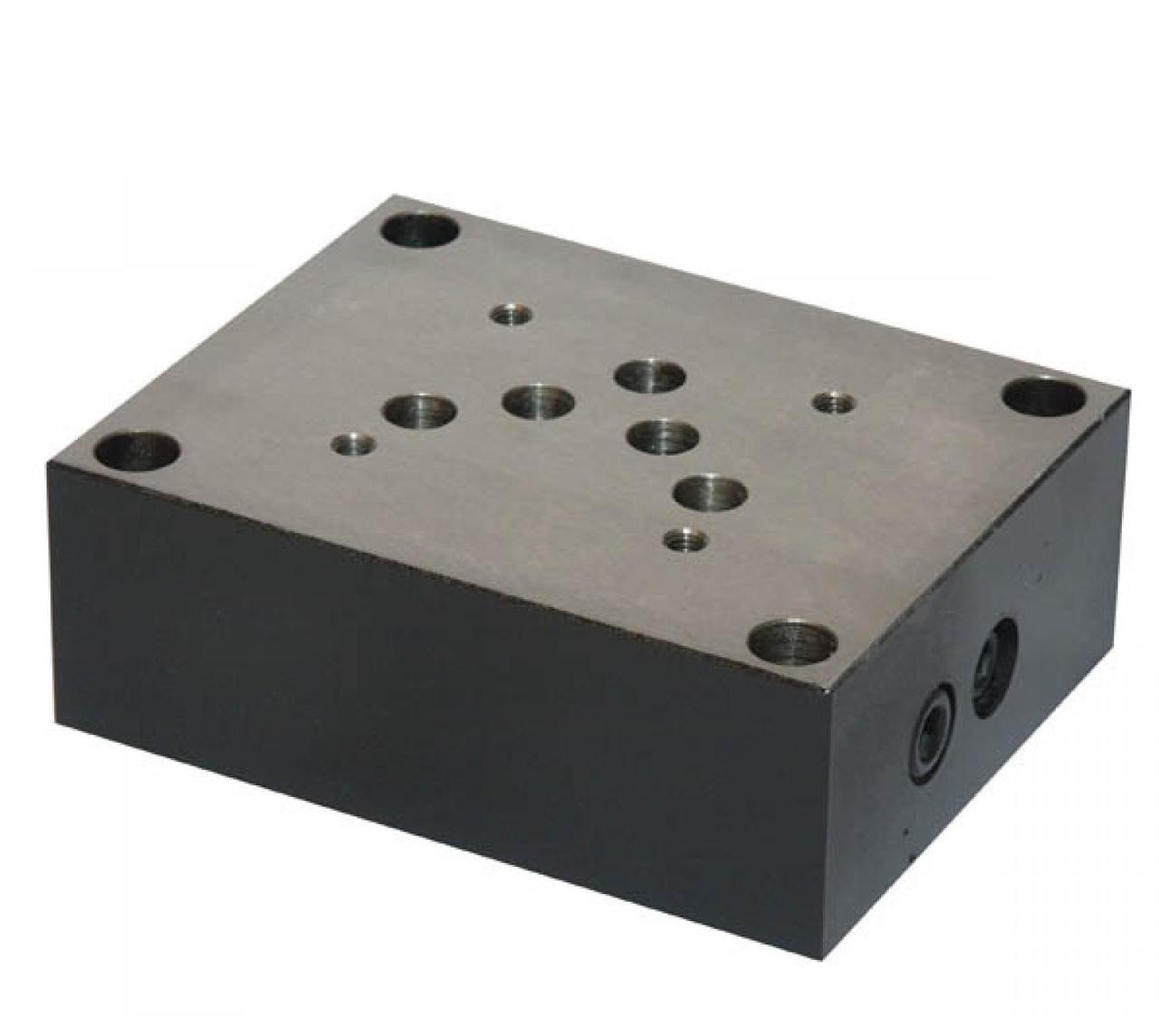 NG10 underblock 1/2" med bottenanslutning