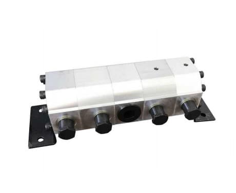 Flödesdelare (motor), 4 sektioner, 8,5-37 l/min med trycksäkring