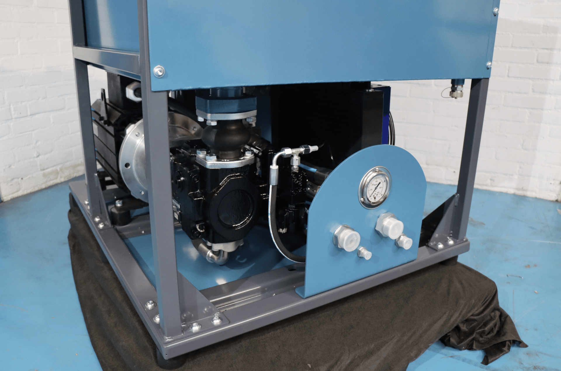 22kW Servo hydraulaggregat – bild 4